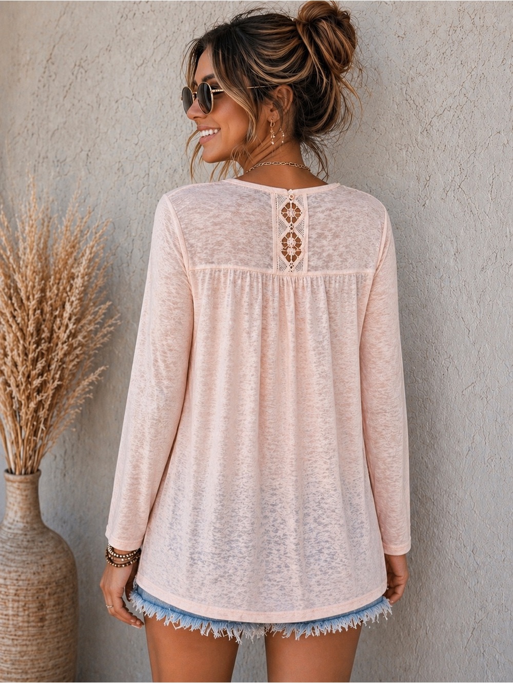 ✨ Cato Lightweight Tunic Blouse – Soft & Feminine ✨ - Picture 3 of 14